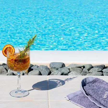Naoussa Hills Boutique Resort- Adults Only Apart Otel Páros
