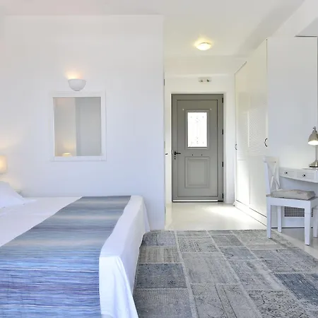 Naoussa Hills Boutique Resort- Adults Only Apart Otel