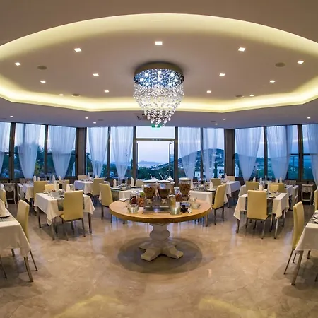 Naoussa Hills Boutique Resort- Adults Only Apart Otel