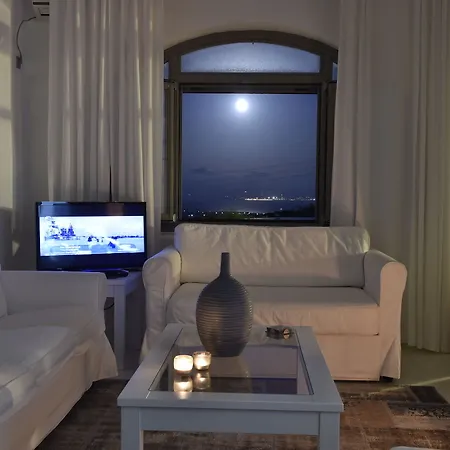 Apart Otel Naoussa Hills Boutique Resort- Adults Only 4*
