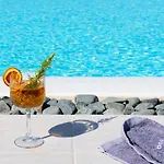 Hills Boutique Resort- Adults Only Aparthotel Naousa (Paros)