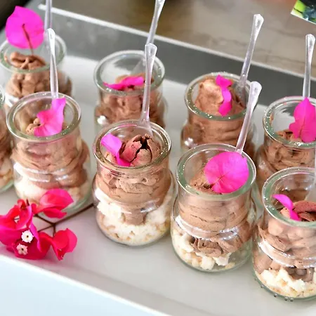 Hills Boutique Resort- Adults Only アパートホテル ナウサ