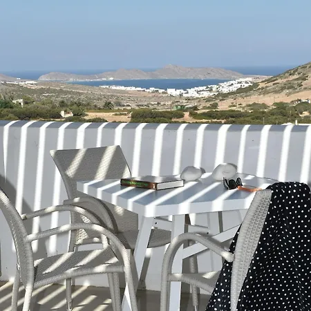Hills Boutique Resort- Adults Only アパートホテル 3*