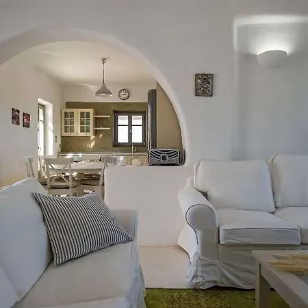 Aparthotel Naoussa Hills Boutique Resort- Adults Only