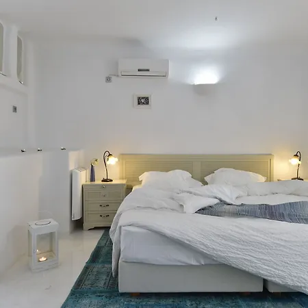 Naoussa Hills Boutique Resort- Adults Only Aparthotel 4*