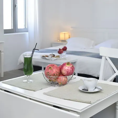 Hills Boutique Resort- Adults Only 3* Naousa