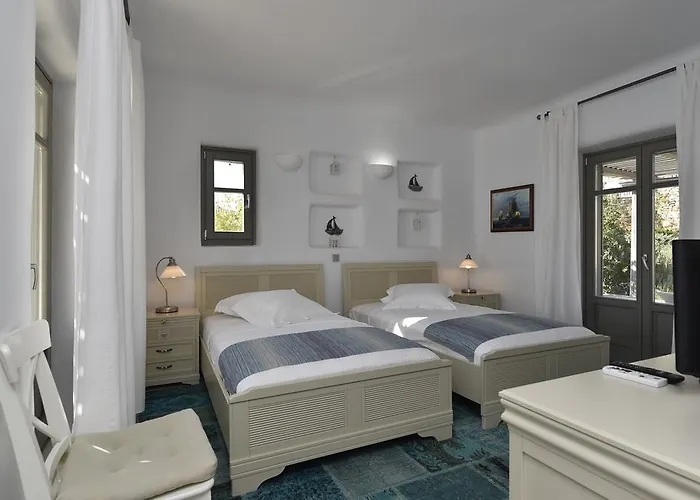 Hills Boutique Resort- Adults Only 3* Naousa