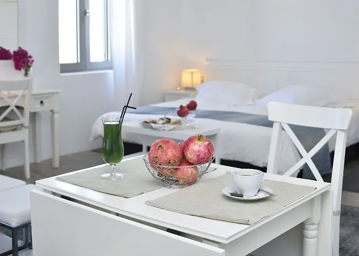 Hills Boutique Resort- Adults Only 3* Naousa